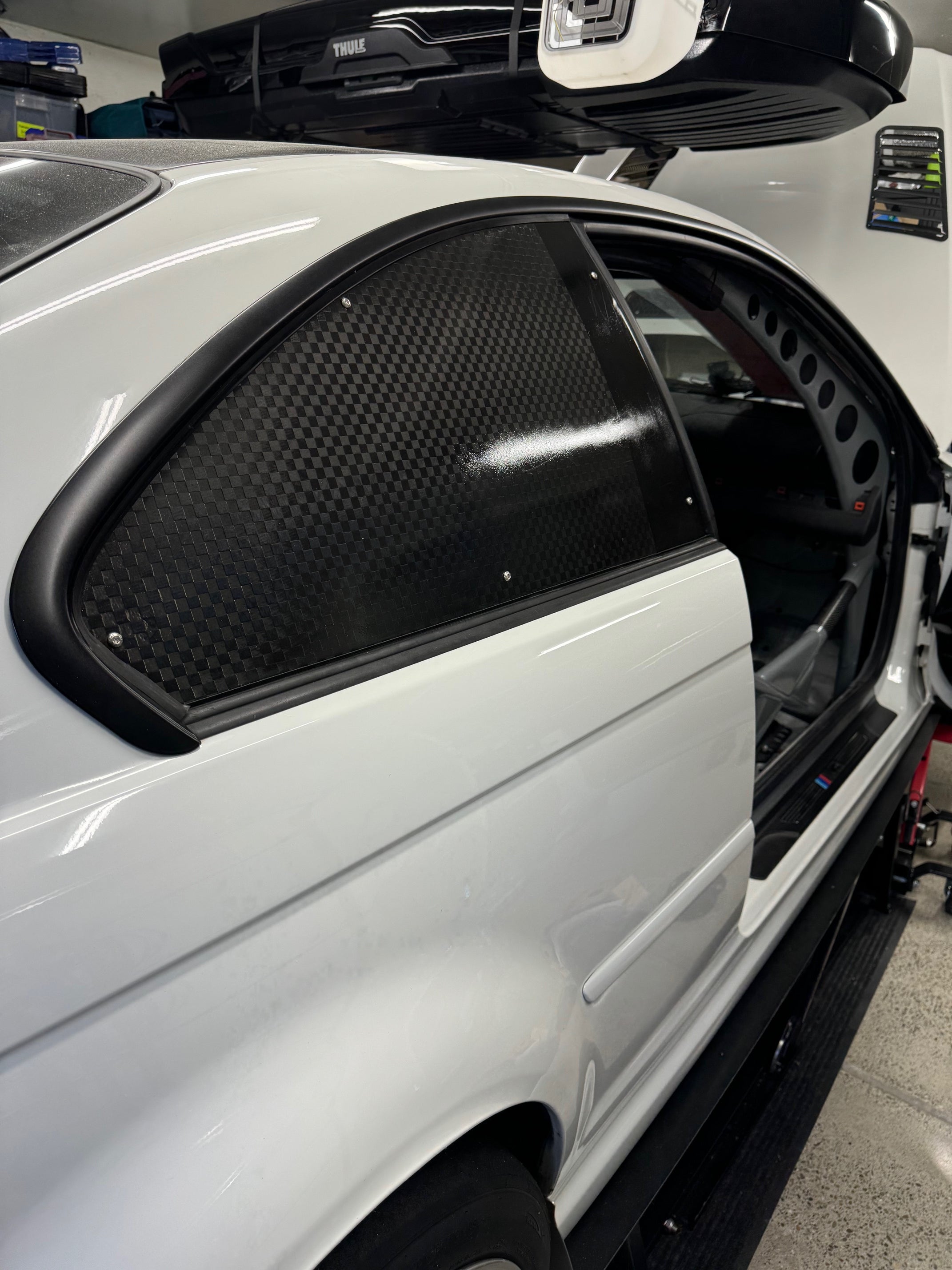 BMW E46 Coupe/M3 Carbon Fiber Rear Window Panels – Webber Industries